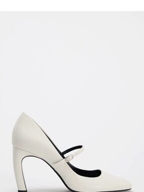 BRAND NEW ZARA Off-White Cream  Mary Jane High Sculpted Heel Almond Toe Pump